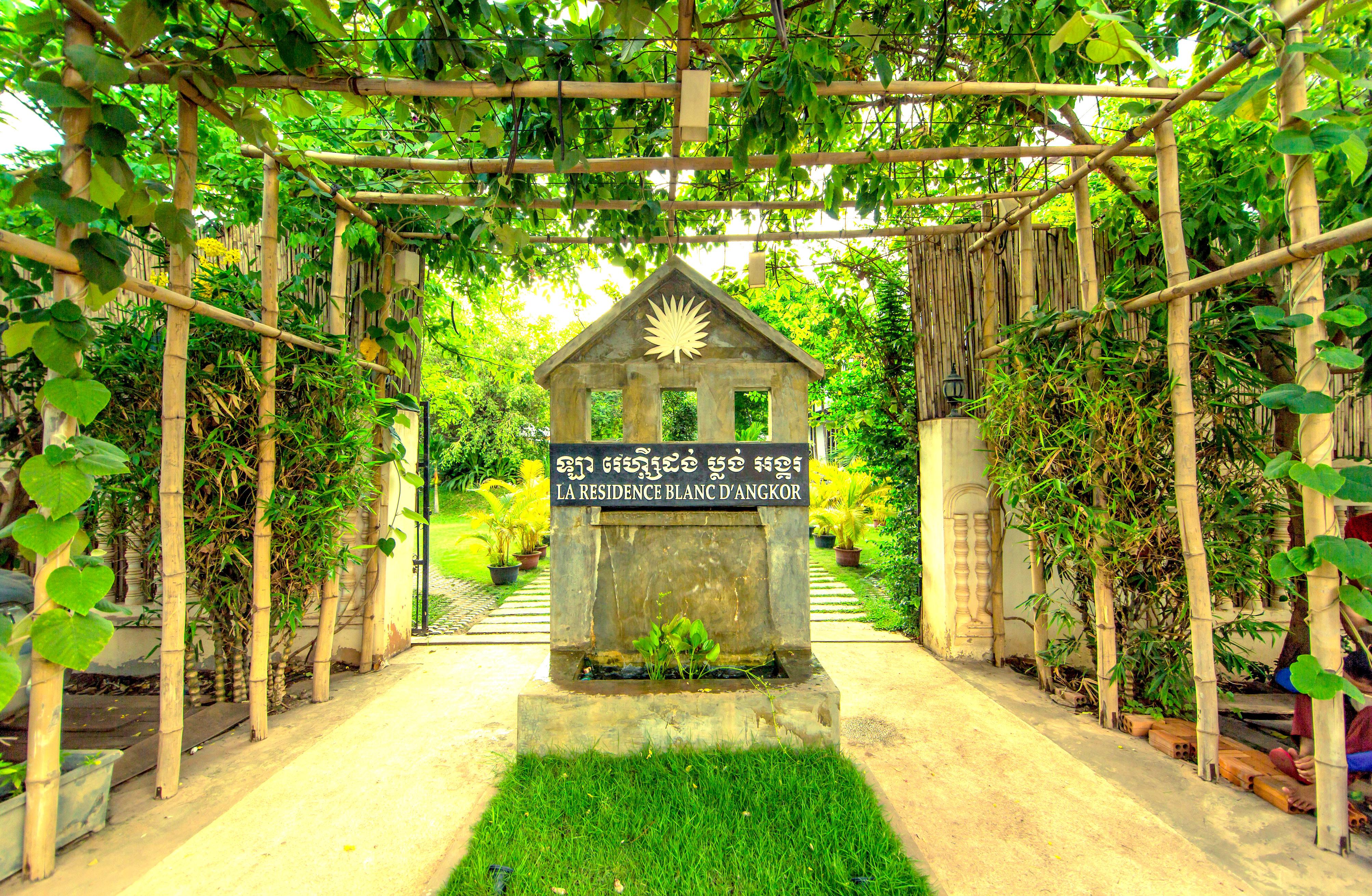 La Residence Blanc D' Angkor Siem Reap Exterior foto